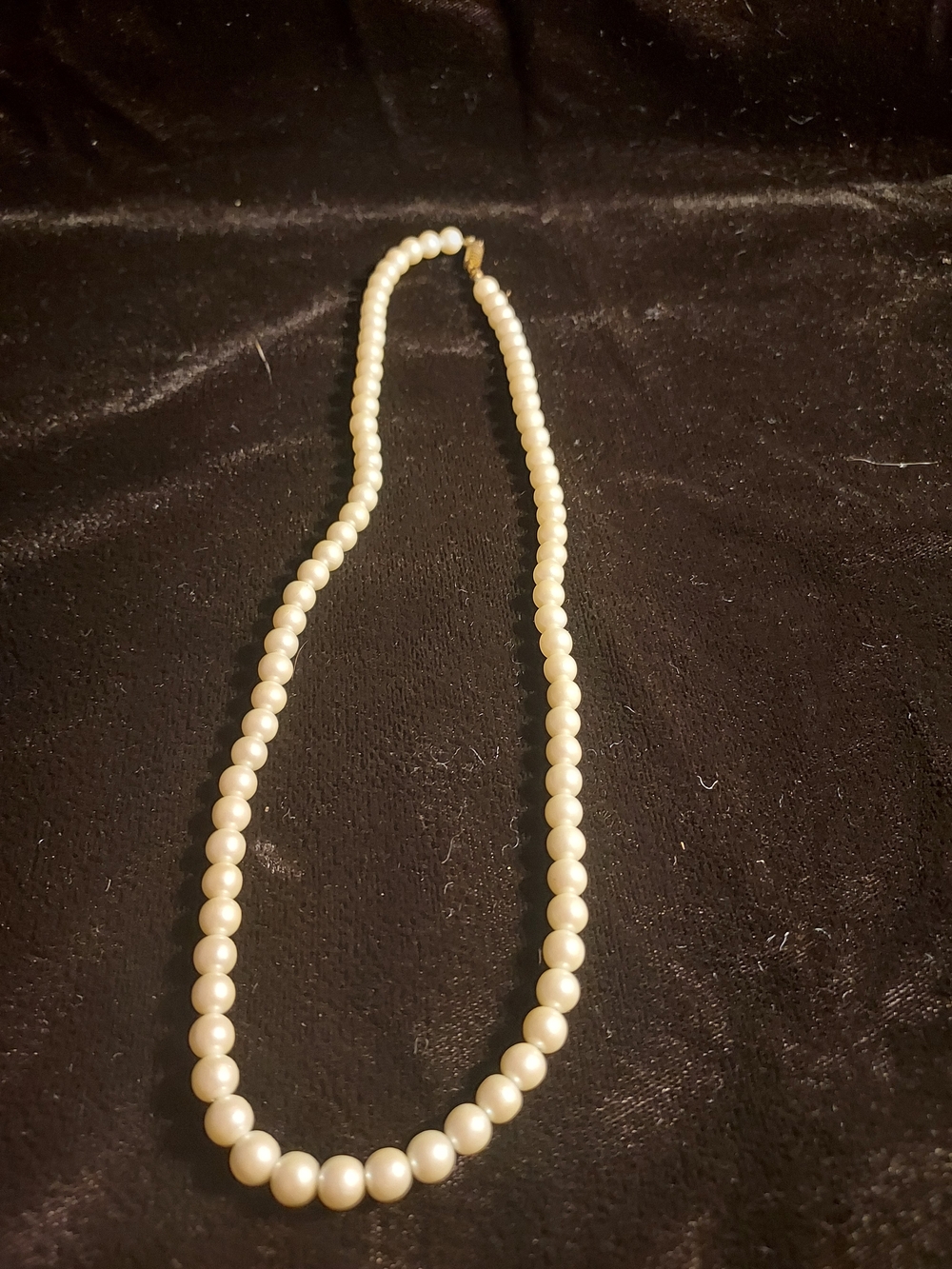 Classic White Faux Pearl Necklace - Elegant Women's Jewelry 19 Inches